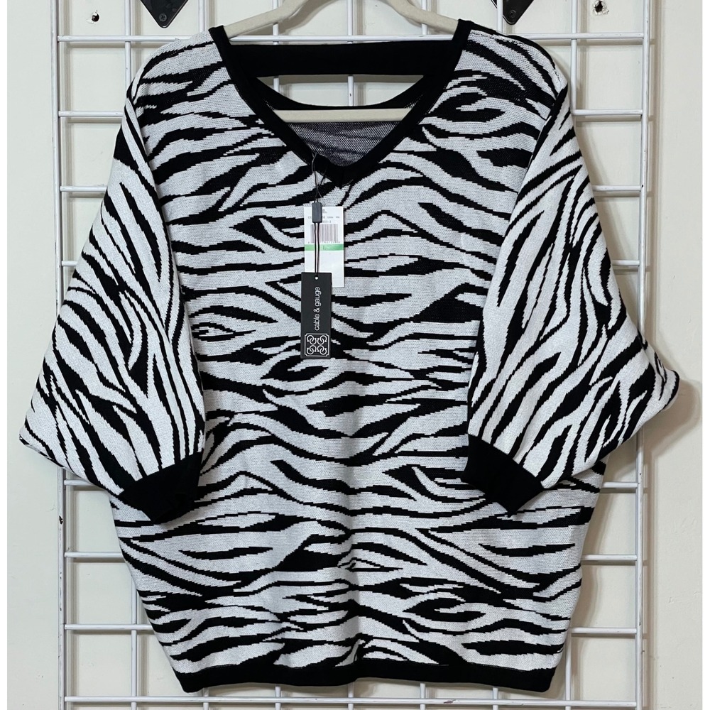 Cable and Gauge Womens Zebra Print Knit Sweater Top Size Large oversized NWT - Picture 2 of 7